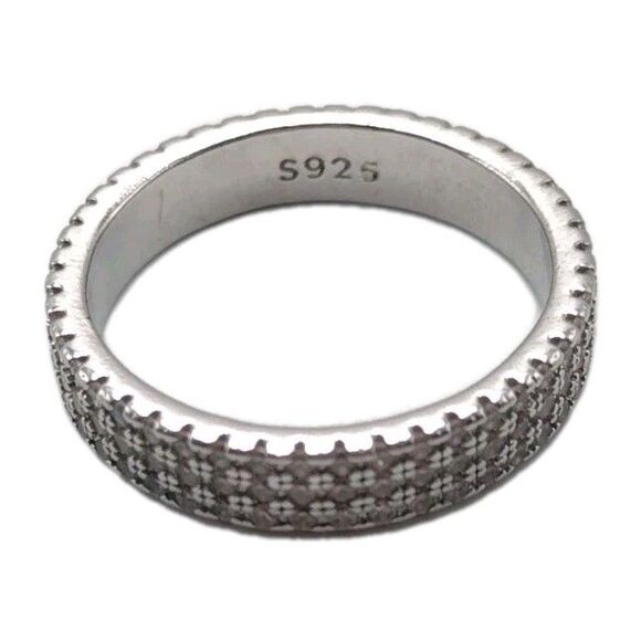 925 Sterling Silver Wedding Band Anniversary 3 Row Eternity Crystals Size 7.5 - Picture 3 of 6